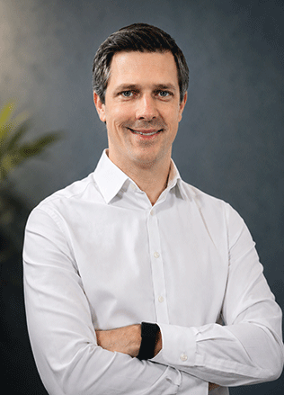 Dr. Christof Strasser